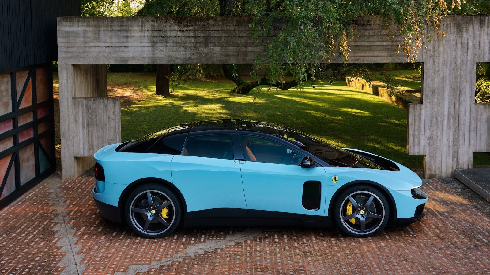 Ferrari Luce: Δέχθηκε σφοδρή κριτική, αλλά ήδη πέτυχε τον στόχο πωλήσεων